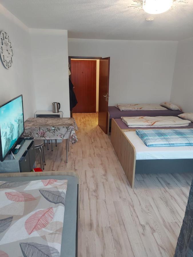 Steinhuebel Uni-Naehe Apartment Homburg  Bagian luar foto